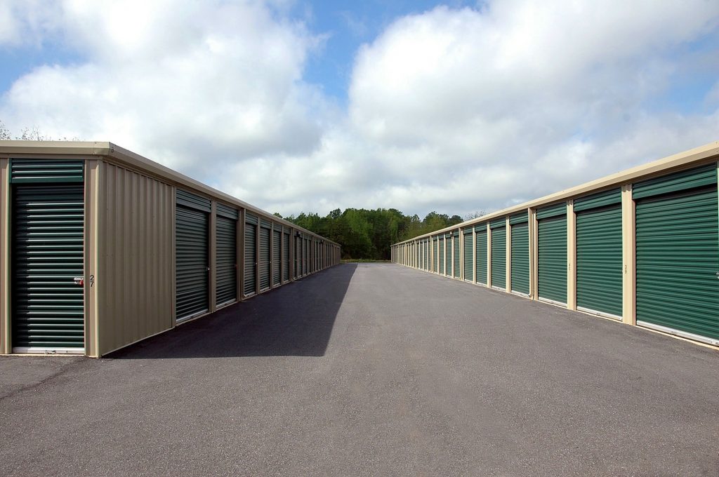 Pros and Cons of Renting a Storage Unit in Seattle, WA